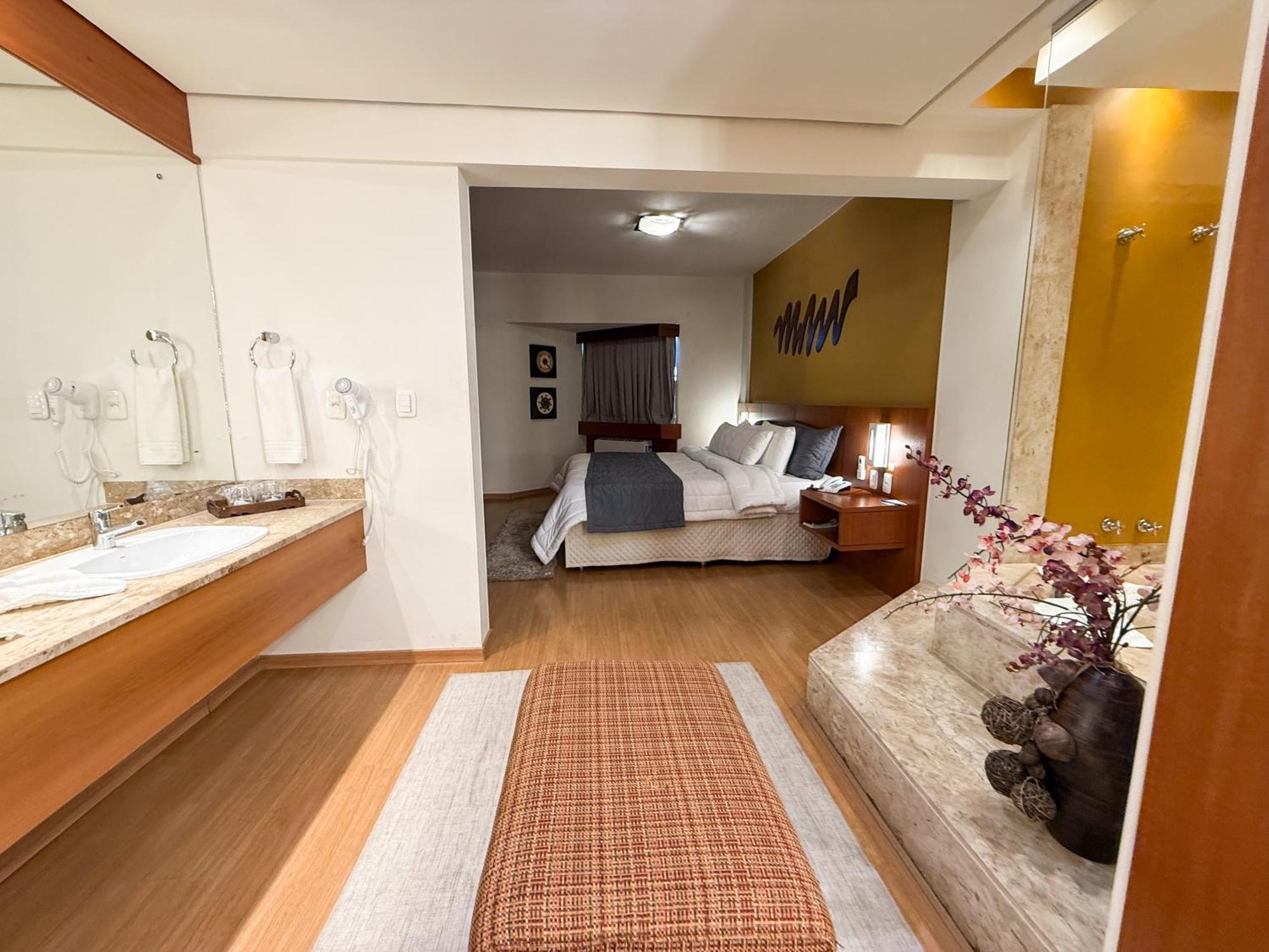 Hotel Caiua Umuarama Bagian luar foto