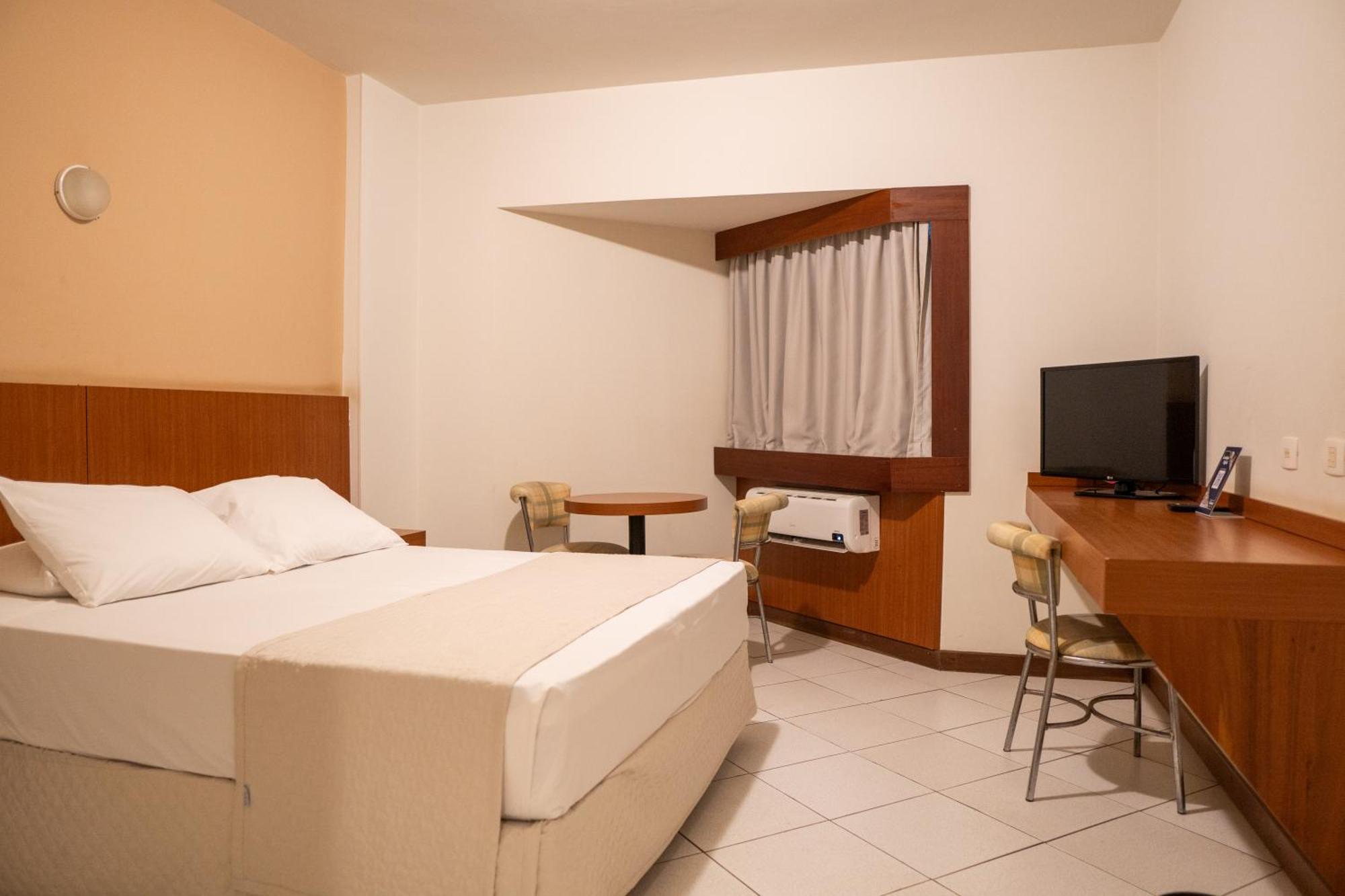 Hotel Caiua Umuarama Bagian luar foto